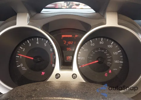 2017 Nissan Juke S z USA, uszkodzony, nr VIN JN8AF5MV6HT752399